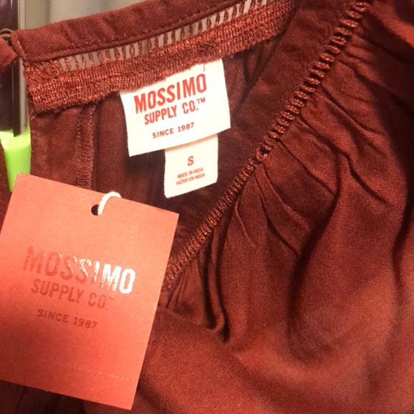 Maroon Top - Picture 2 of 2